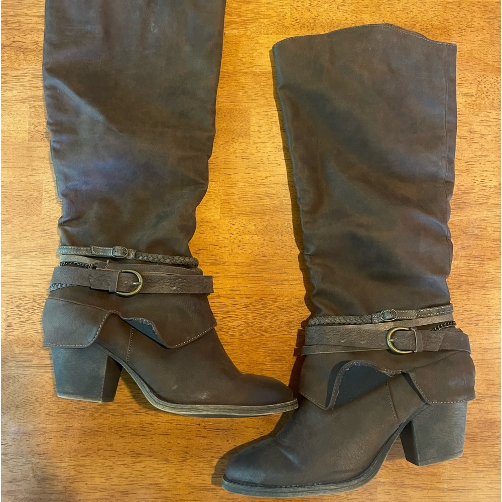 Destiny boots